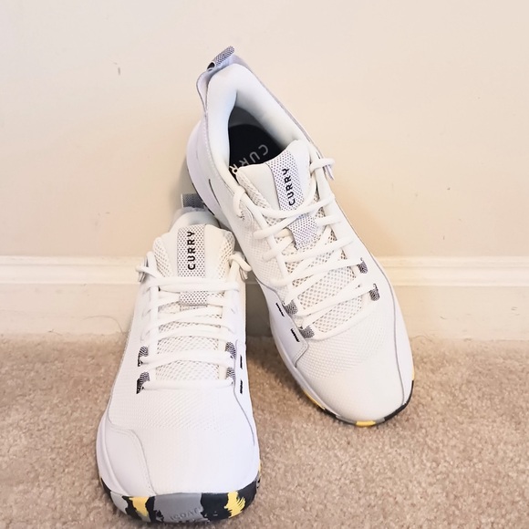 Under Armour 3Z5 Curry Basketball Unisex Sneaker (Style: 3023037-105) - Picture 8 of 11